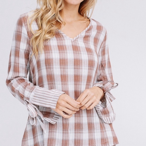 Crescent Plaid Top - Picture 3 of 5